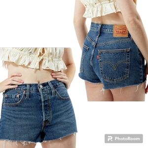 Levi's 501 Cut Off Fray Raw Hem Shorts